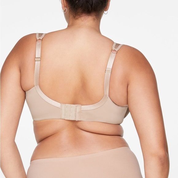 ThirdLove 24/7 Classic Perfect Coverage Bra - Picture 4 of 10